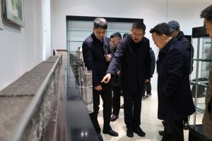 湖南洞口县委书记吴韬到访九游官方端网页版登录入口集团并签订合作框架协议